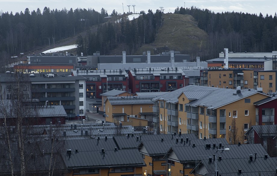 Hyvä kaupunkisuunnittelu vähentää autoriippuvaisuutta